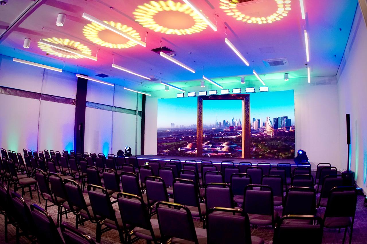 Foyer e Painéis de LED de alta tecnologia